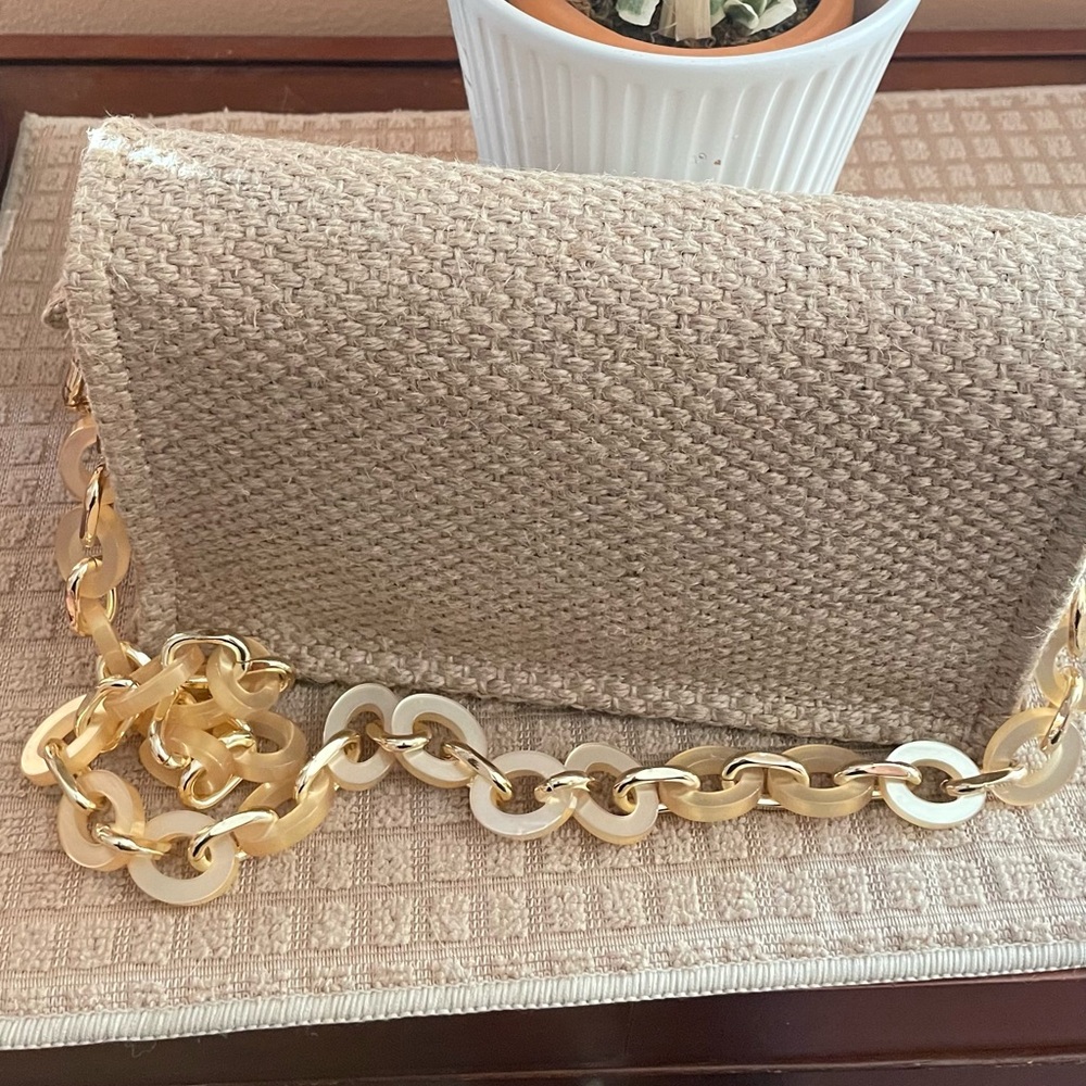Dior Raffia Clutch with bag with chain strap . NWT.
Box . GWP Item - Picture 7 of 11
